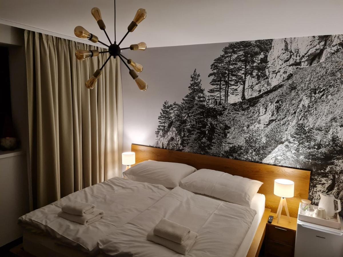 Snowland Apartmany Valča Exterior foto